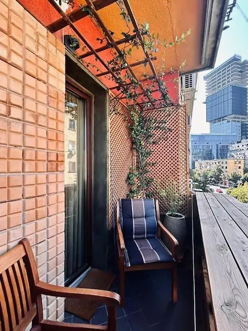 Appartement Introvert'S Den Tirana Albanië